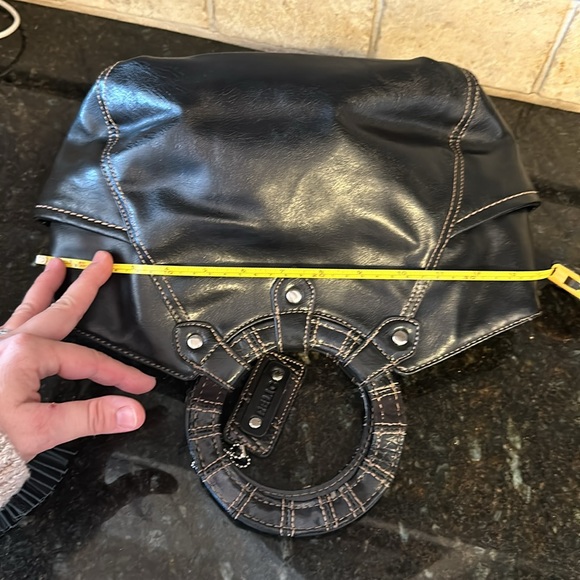Relic black handbag inside zipper pocket very cute - Picture 5 of 9